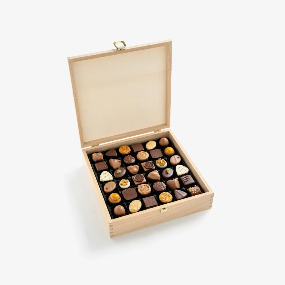Praline Sélection Boîte en bois à 72 pcs