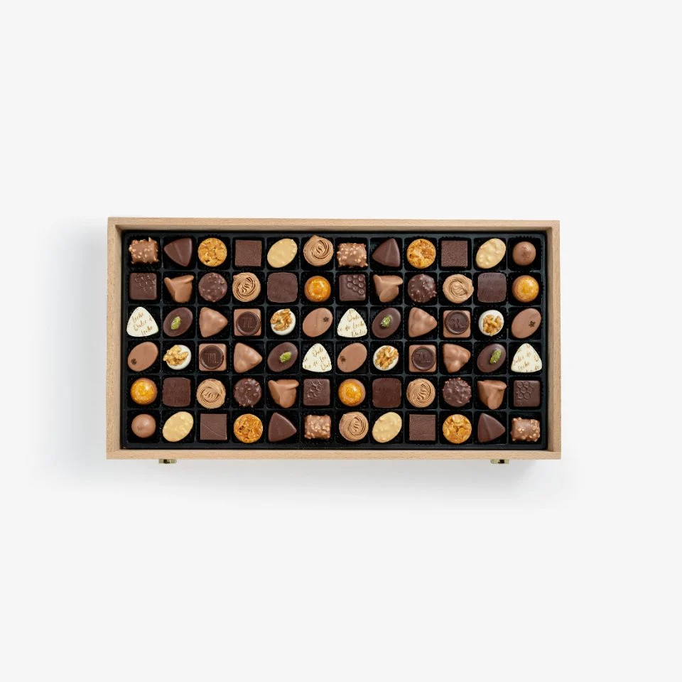 Praline Sélection Boîte en bois à 144 pcs