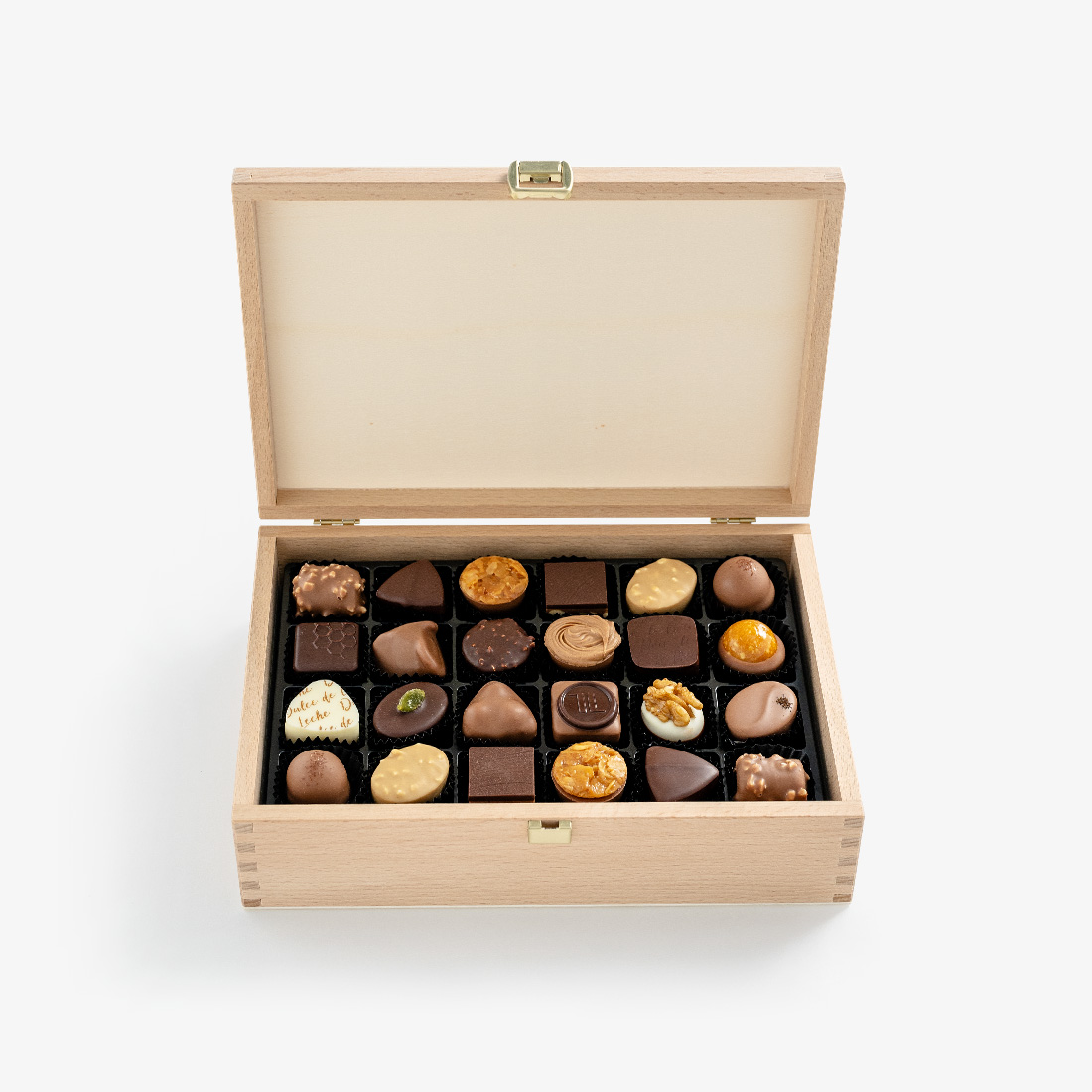 Praline Sélection boîte en bois à 48 pièces – Image 3